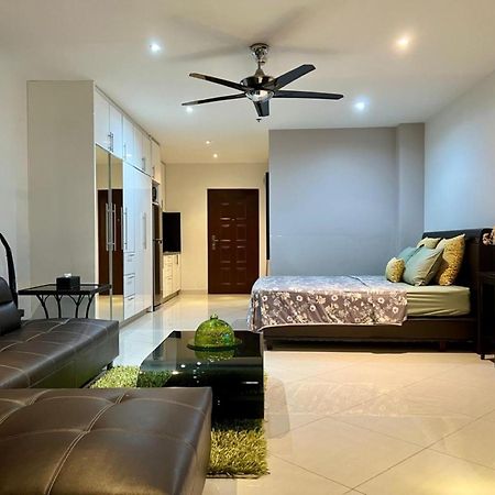 View Talay Condominium By Vlad Property Pattaya Room photo